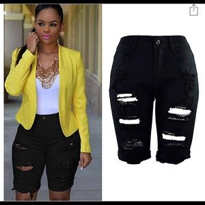 Black Bermuda distressed shorts